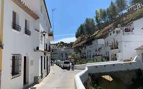 Casa Cueva El Puente