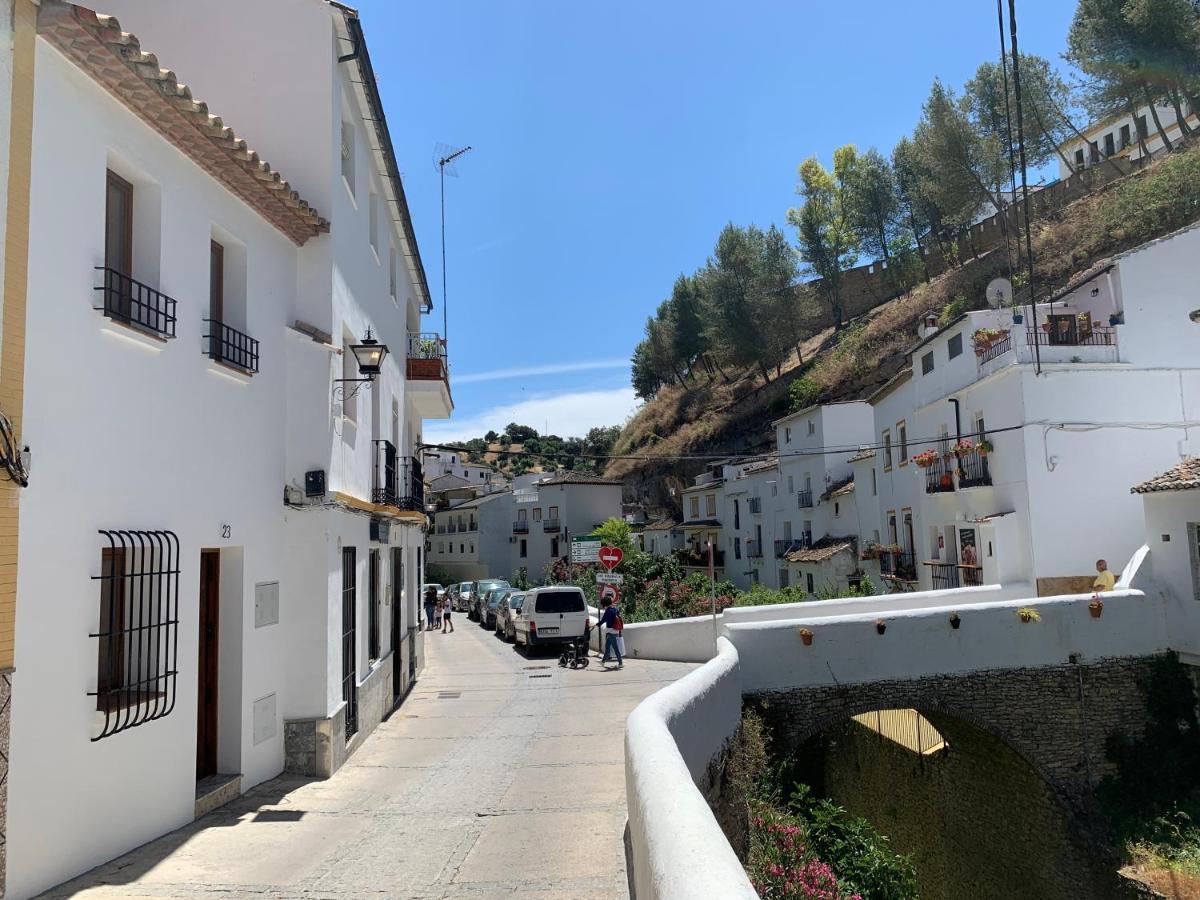 Casa Cueva El Puente Setenil De Las Bodegas Exterior foto