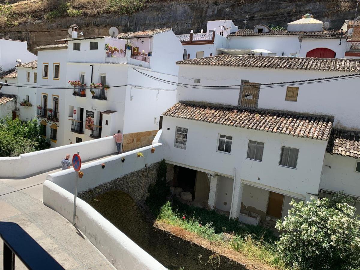 Casa Cueva El Puente Setenil De Las Bodegas Exterior foto